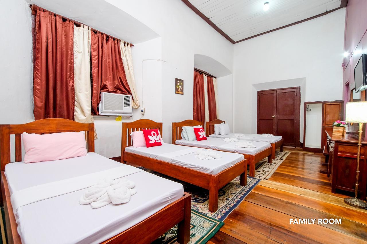 Zen Rooms Calle Crisologo Vigan Exterior foto