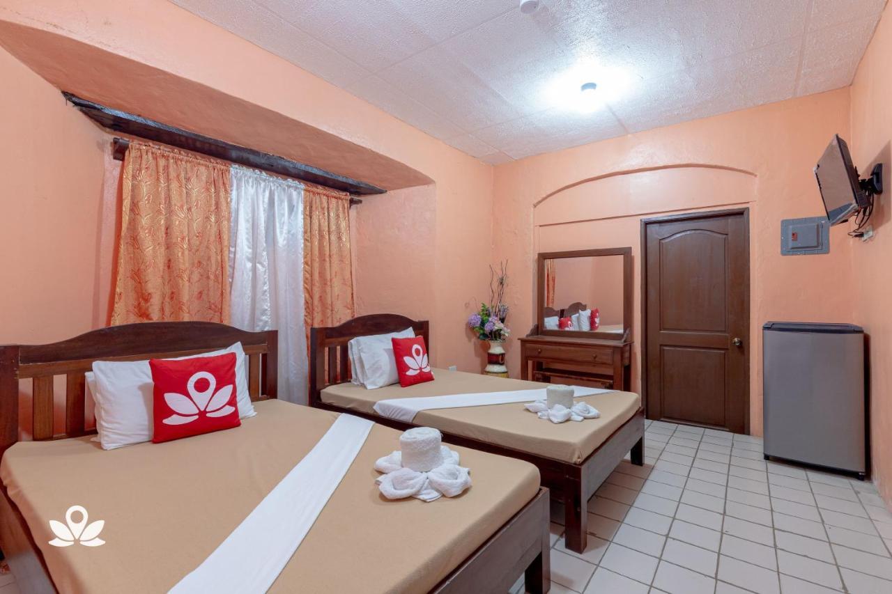 Zen Rooms Calle Crisologo Vigan Exterior foto